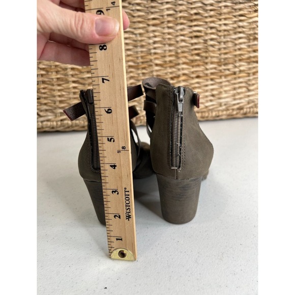 Madden Girl Women's‎ Open Side Strap Buckle Ankle Boots Gray/Brown Heel Size 7 - Picture 6 of 11